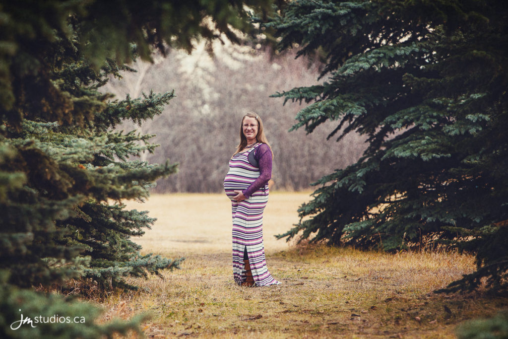 Stephanie & Michael’s #Materntiy Session at North Glenmore Park. Maternity Photography by Calgary Maternity Photographers JM Photography © 2016 http://www.JMstudios.ca #JMportraits #JMstudios #JMphotography #MaternityPhotography #MaternityPhotos #CalgaryMoms #MomToBe #BabyBump #PreciousMemories