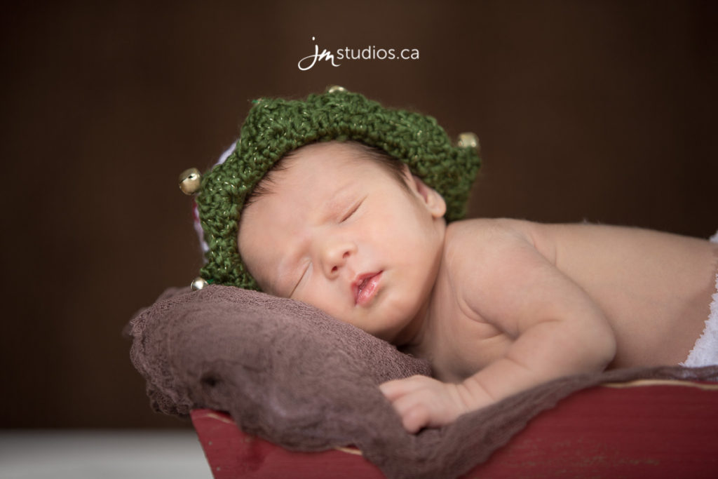 Perrin’s #Newborn Session at our Calgary based studio. Congratulations to his parents Stephanie and Michael. #NewbornPhotos by Calgary Newborn Photographer JM Photography © 2017 http://www.JMstudios.ca #JMportraits #JMstudios #JMphotography #JMnewborns #NewbornPhotography #CalgaryMoms #PreciousMemories #CuteBabies